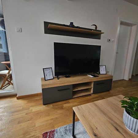Sun&Moon Apartments ノヴィ・サド エクステリア 写真
