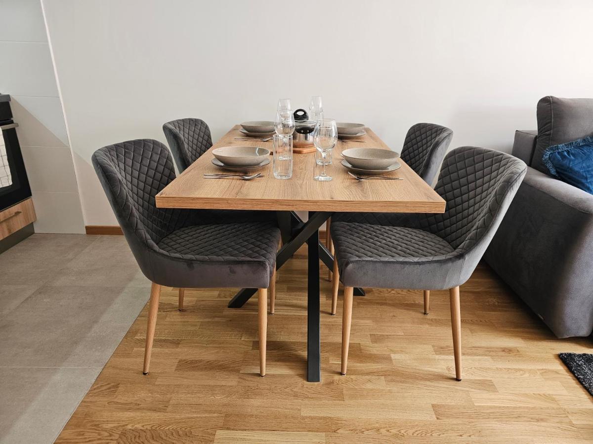 Sun&Moon Apartments ノヴィ・サド エクステリア 写真
