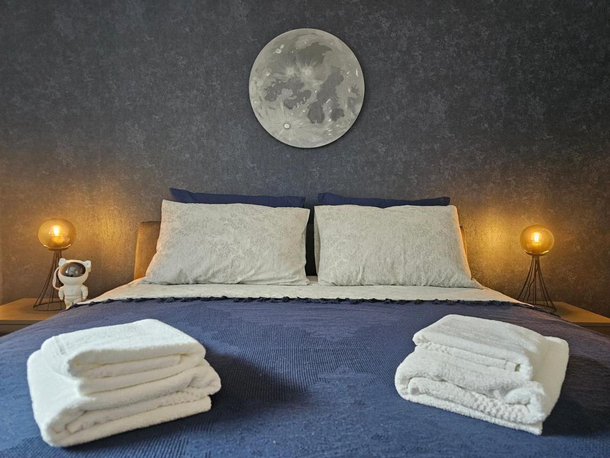 Sun&Moon Apartments ノヴィ・サド エクステリア 写真
