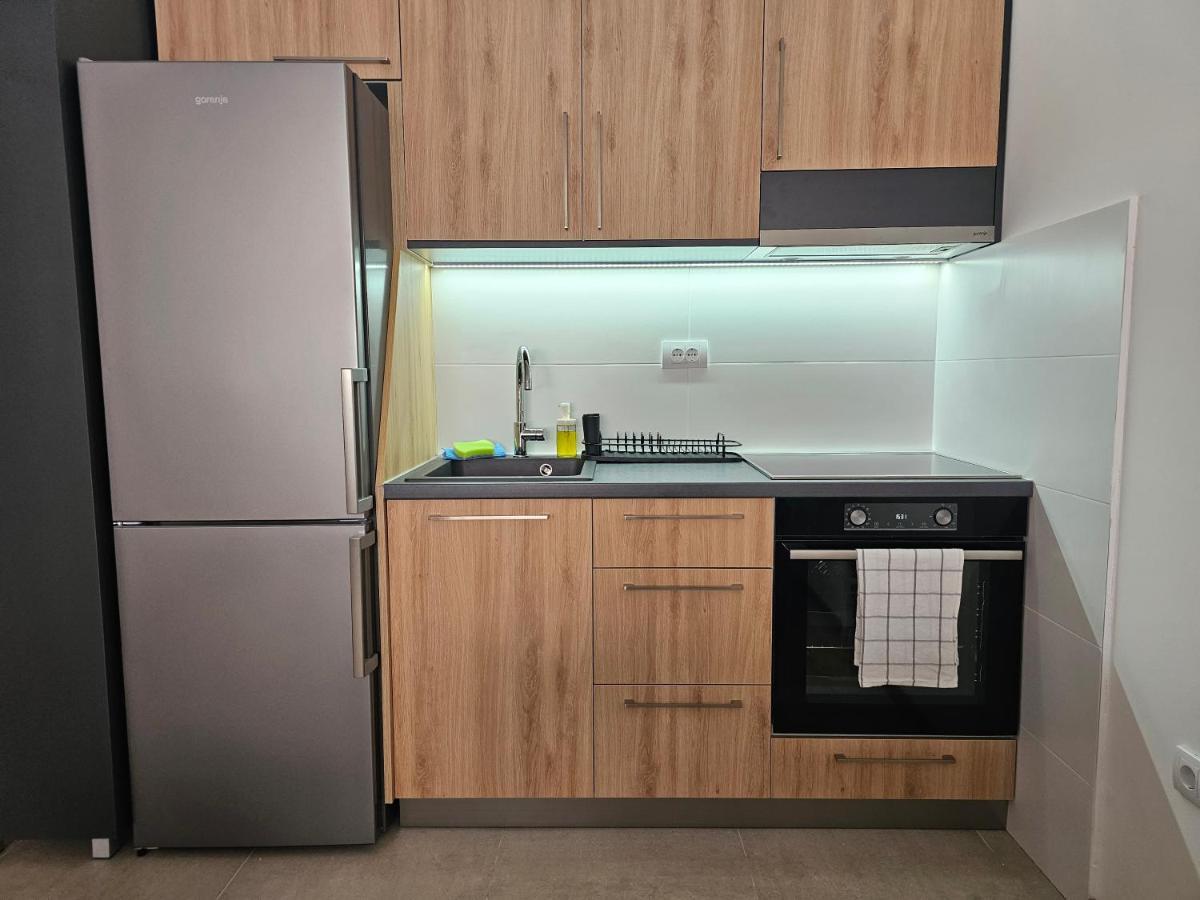 Sun&Moon Apartments ノヴィ・サド エクステリア 写真