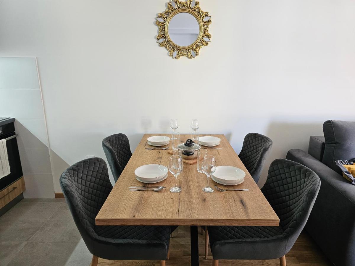 Sun&Moon Apartments ノヴィ・サド エクステリア 写真