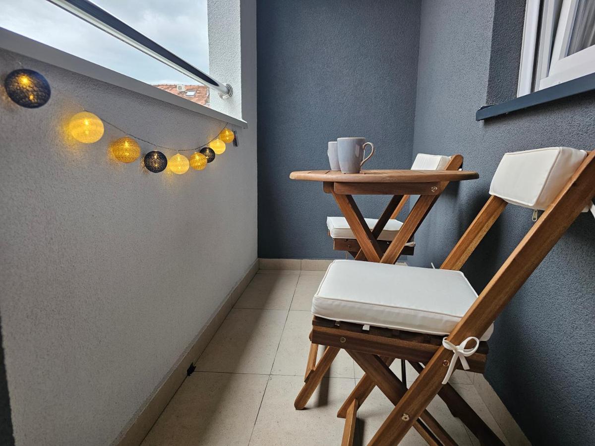 Sun&Moon Apartments ノヴィ・サド エクステリア 写真