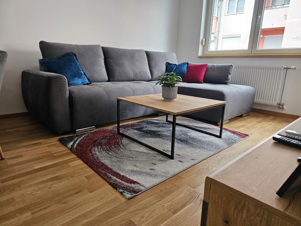 Sun&Moon Apartments ノヴィ・サド エクステリア 写真