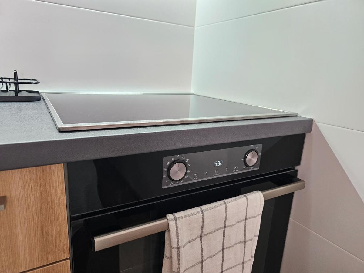 Sun&Moon Apartments ノヴィ・サド エクステリア 写真
